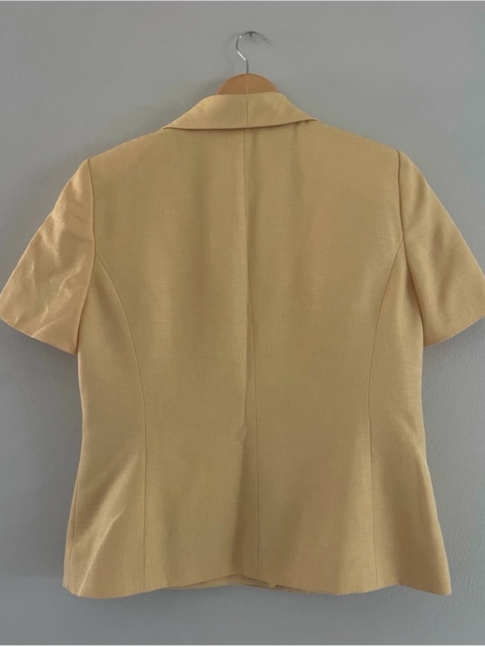 Le Suit Yellow Short Sleeve Blazer - Picture 2 of 4